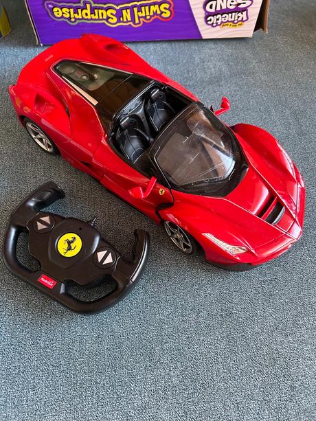 Ferrari auto na dialkove, 