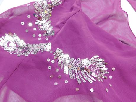 Kvalitne velmi pekne šaty, 38