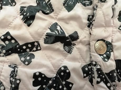 Prechodná bundička, 98