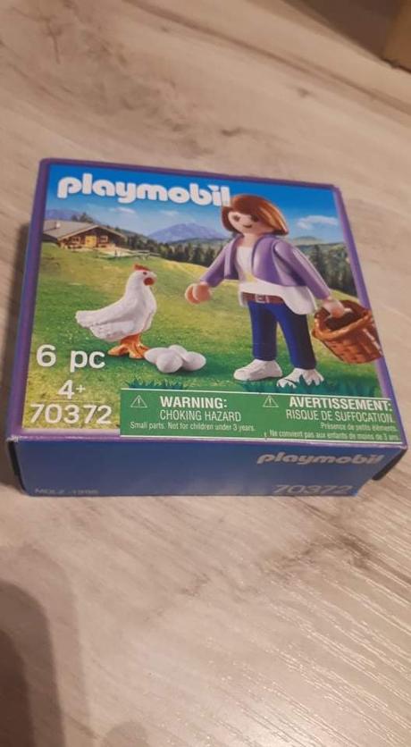 Skladacie postavy playmobil štyri druhy cena/kus,