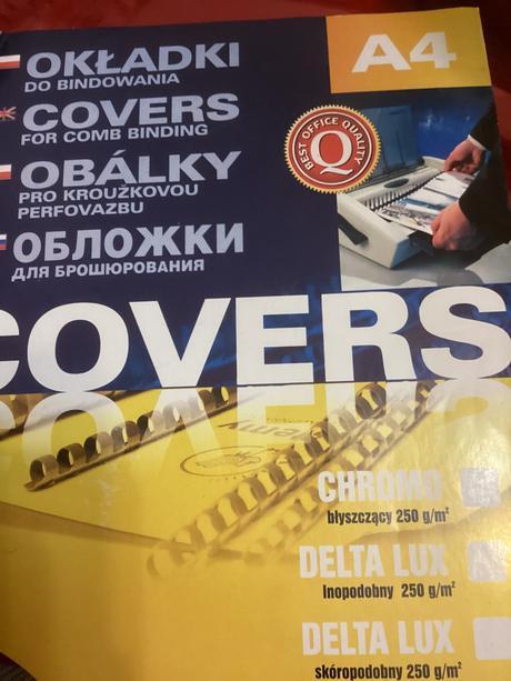 Červená fólia pre krúžkovú perfovazbu a4,