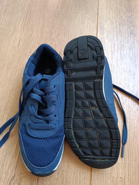 Tmavomodre tenisky 32, pepperts,32
