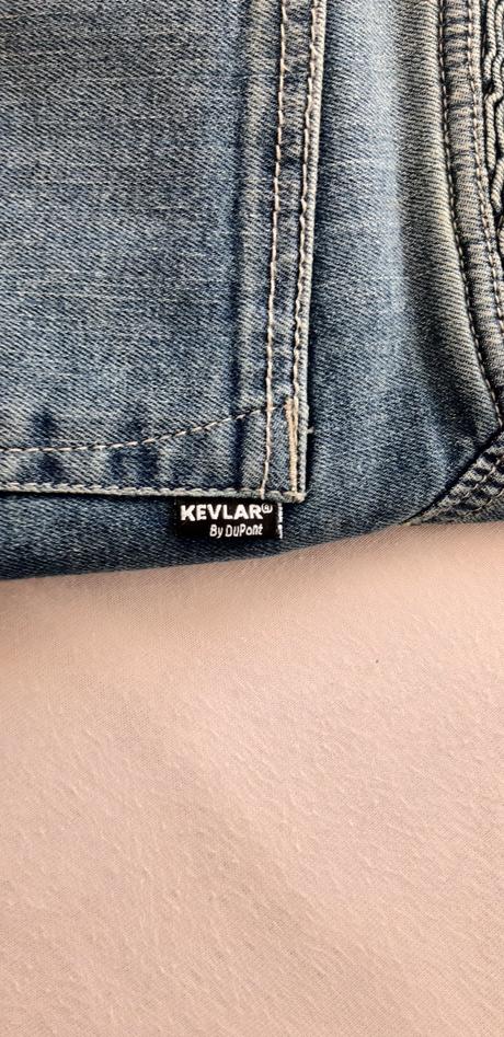 Kevlarove panske rifle trilobitte, motorka, 46