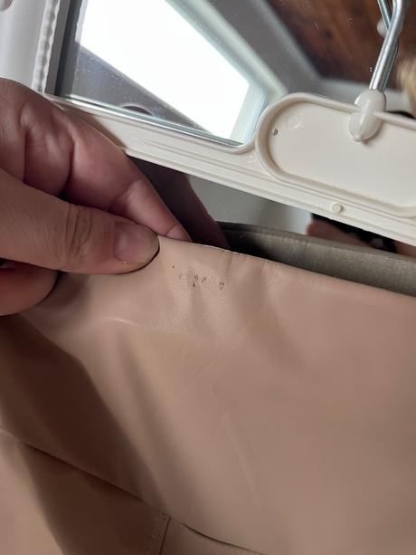 Hnedé koženkové nohavice, l