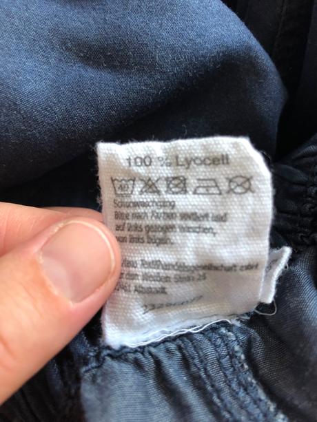 Ľahká sukňa z lyocellu, 38