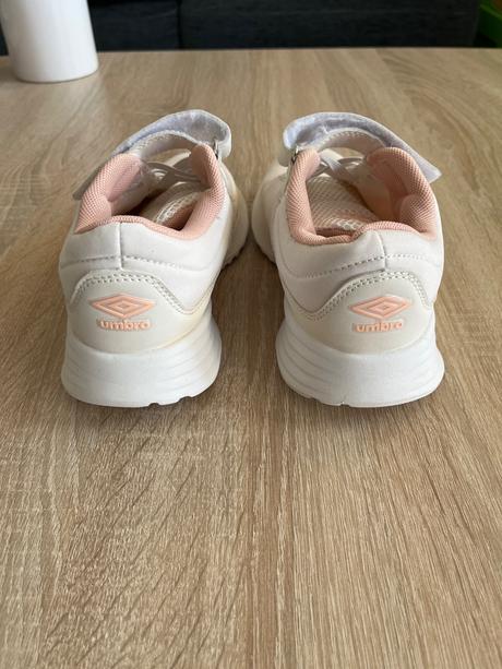 Tenisky, umbro,32