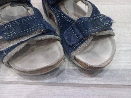 Papuče,  sandale, protetika,27