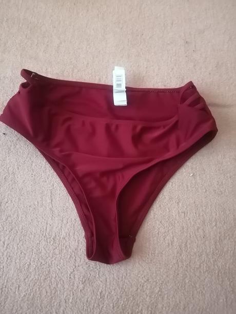 Spodok plaviek, sinsay,m