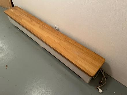 Lavičkový radiator, 206x30x33 cm,
