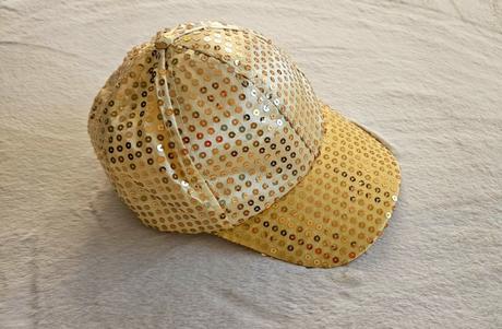 Dievcenska siltovka so zlatymi flitrami, 