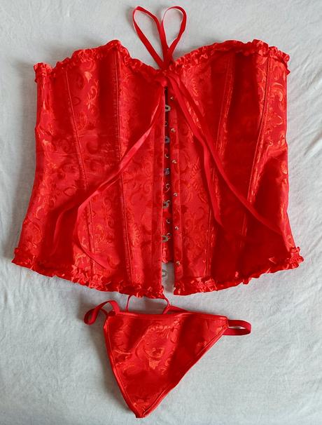 Červený korzet, xl