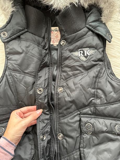 Prechodná vrchna vesta s kapucňou a kozusinou s/m, s