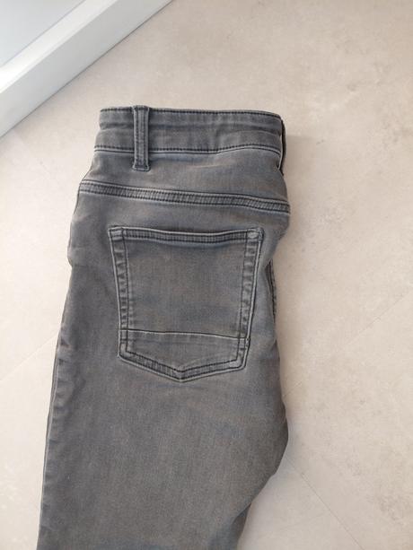 Skinny sivé rifle-152, c&a,152