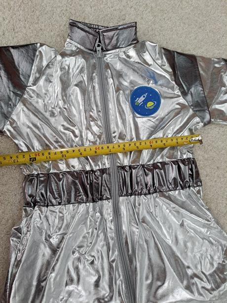 Kostým astronaut 5-6rokov zara nenosený,