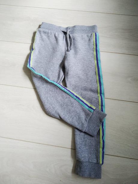 Dievčenské tepláky, f&f,104