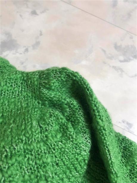 Pletený buklé pulóvrik, xl