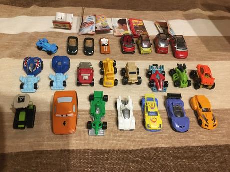 Mini auticka z kinderiek, 