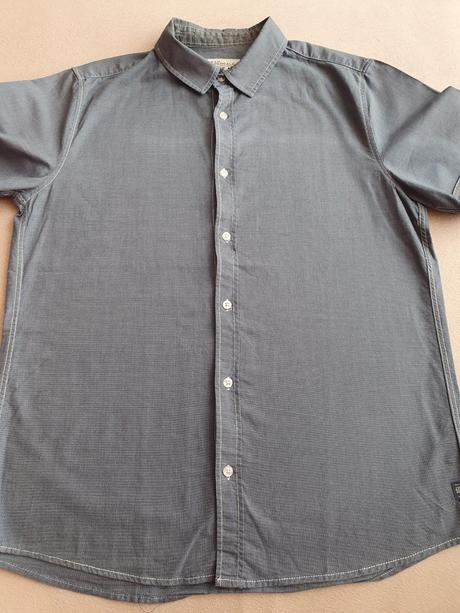 Košeľa s krátkym rukávom č. m, m