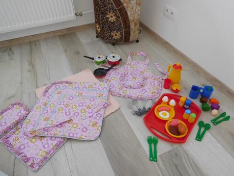 Príslúšenstvo pre bábiku/všetko ako na foto,,