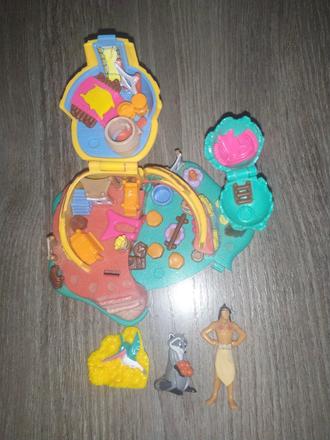 Polly pocket pocahontas set,