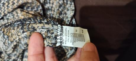 Elastické šaty, 38