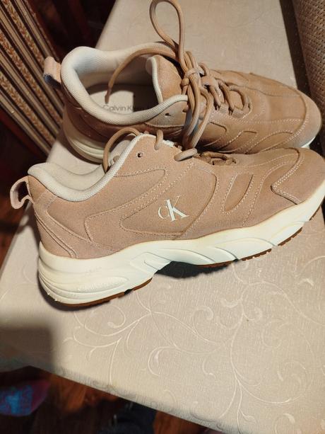 Calvin klein botasky, 37