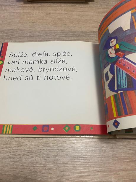 Beliže mi beli ľudové uspávanky spievanky,