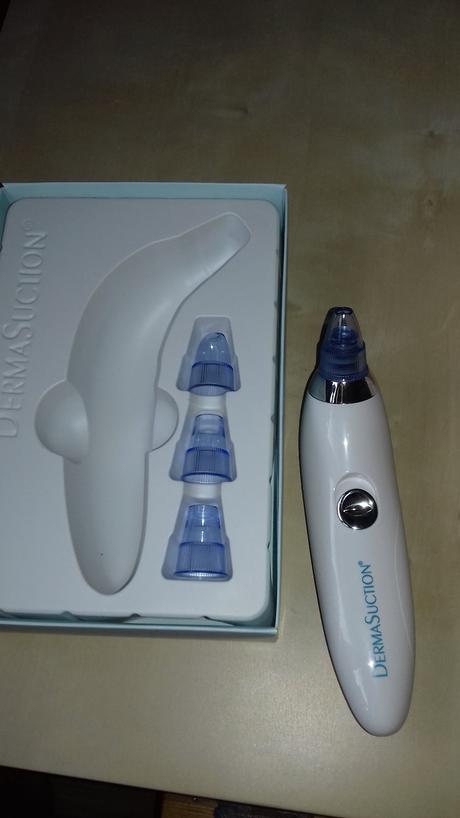 Vákuový čistič pleti dermasuction,