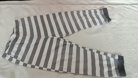 Pyžamove nohavice, 104