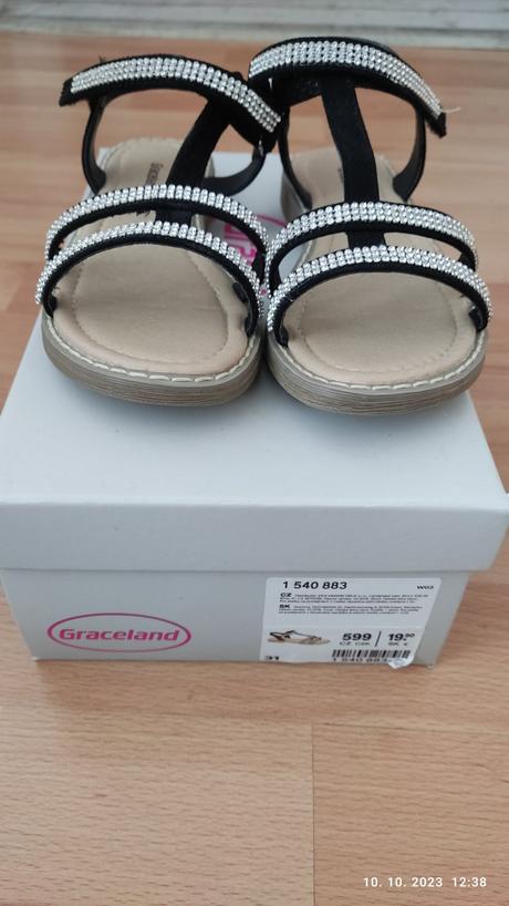 Sandalky, graceland,31