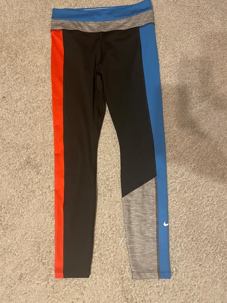 Sportove leginy nike, nike,m