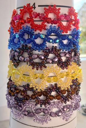 Náramky z českých sklenkorálok v štýle krajk, 