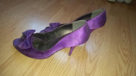 Fialové lodičky, 39