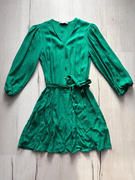 Šaty -xs, reserved,xs