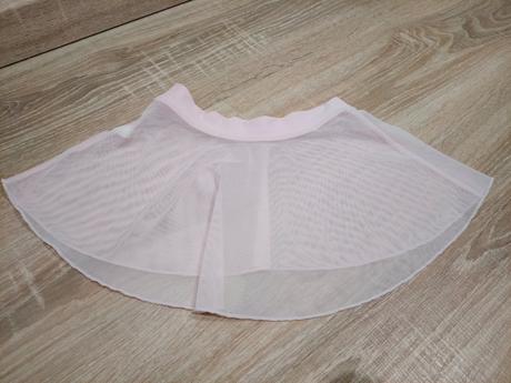 Sukňa a legíny na balet, 122