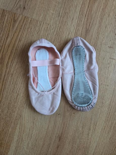 Piškóty tanečné, 31