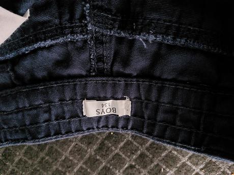 Tmavomodre kapsačové kraťasy, boys,134