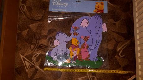 Penove nalepky na stenu, 