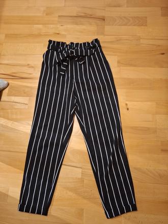 Nohavice s mašľou, pull&bear,s