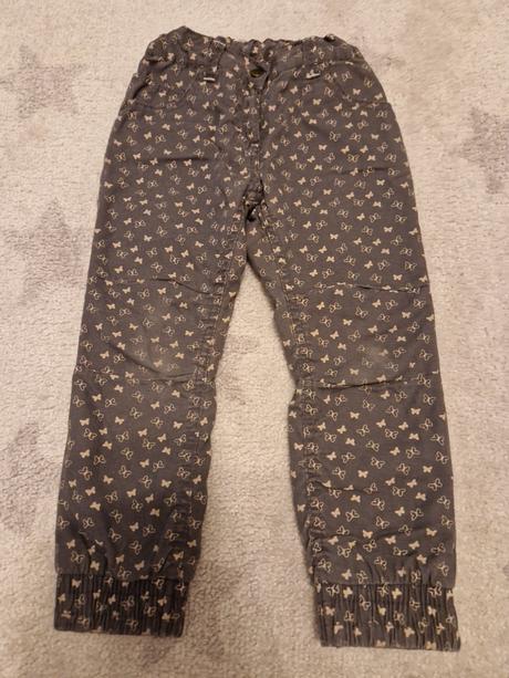 Nohavice, lupilu,104