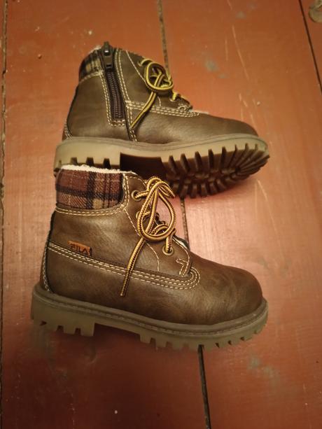 Chlapčenské zimné topánky, fila,21