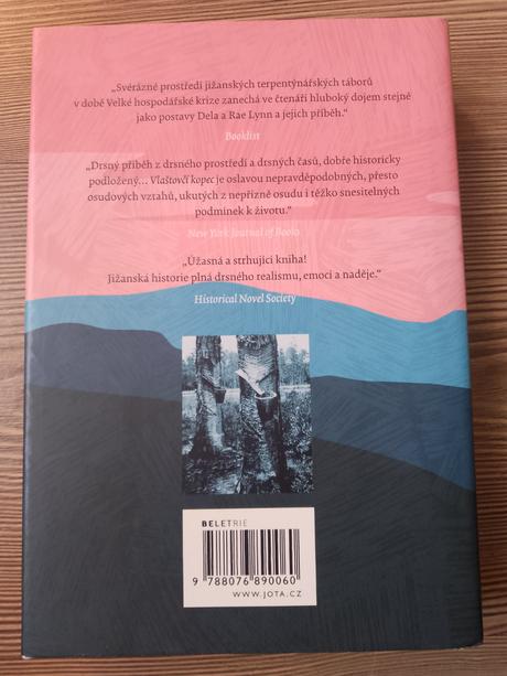 Donna everhartová - vlastovčí kopec, 