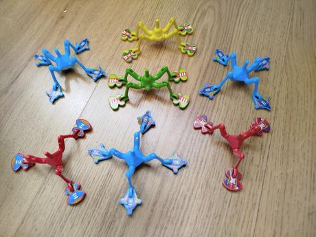 Kinder hracky,