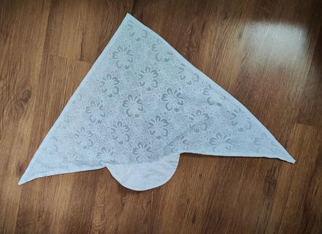 Šatka na hlávku so šiltom, 