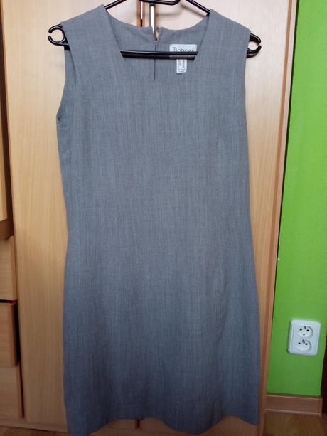 Šaty rovného strihu, 36