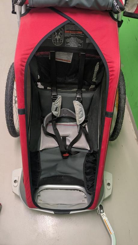 Thule cyklo vozík pre 1 dieťa top stav, 