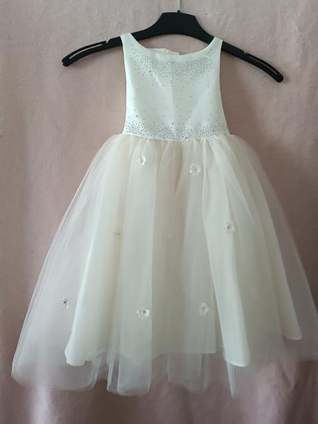 Šaty na svadbu na 3 a 10 rokov, 104