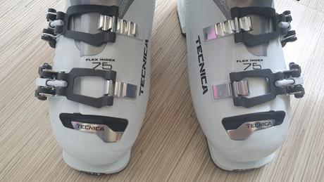 Predám lyžiarky tecnica mach 75 w hv, tecnica,36