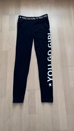 Športové legíny, 152