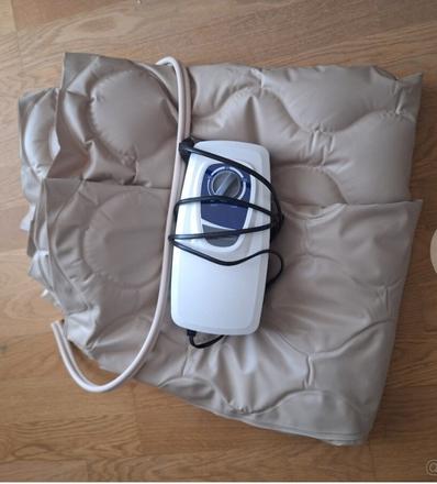 Antidekubitný matrac 200x90 cm s kompresorom,